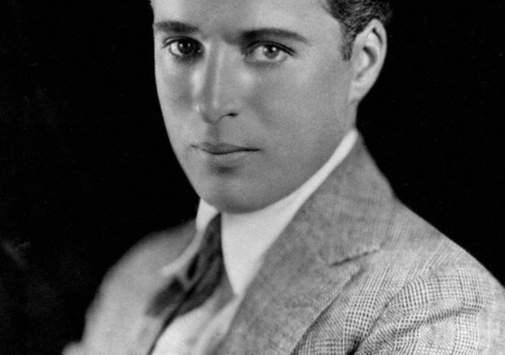 NPG P283; Charlie Chaplin by Strauss-Peyton Studio