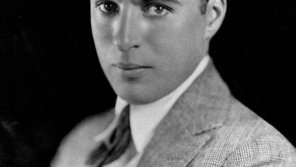 NPG P283; Charlie Chaplin by Strauss-Peyton Studio
