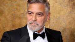 Джордж Клуни: Обичам Джо Байдън, но той трябва да се оттегли