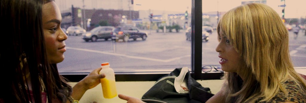 Миа Тейлър и Китана Кики Родригес, "Tangerine"
Две основни причини, поради които и без това прекрасният Tangerine на Шон Бейкър ще бъде запомнен като нещо повече от независим филм, заснет на усъвършенствани айфони, са Миа Тейлър и Кики Китана Родригес. Те играят две транссексуални проститутки, трудещи се на задните улички на Холивуд по Бъдни вечер. Тейлър и Родригес, които са транссексуални, никога досега не са се занимавали с актьорска игра, но няма да го усетите по забавното и емоционално изпълнение. Слезте от пиедестала си, членове на киноакадемията - талантът им е поразителен.