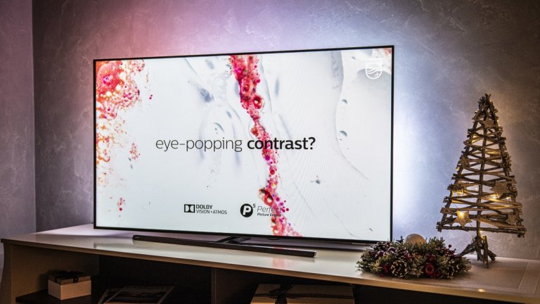 55-инчовият телевизор, който пренася киното в дома ви