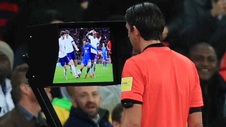 Колкото да не им се харесва на англичаните, решението на Денис Айтекин бе правилно