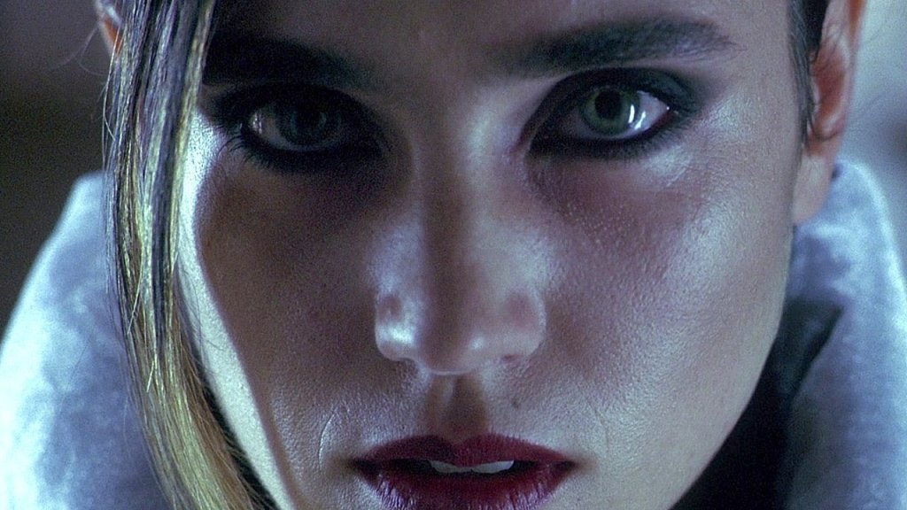 4. "Requiem for a Dream" 

Наркотици: Хероин, канабис, MDMA и амфетамини.