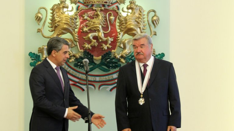 Юрий Исаков получи отличието в навечерието на заминаването си