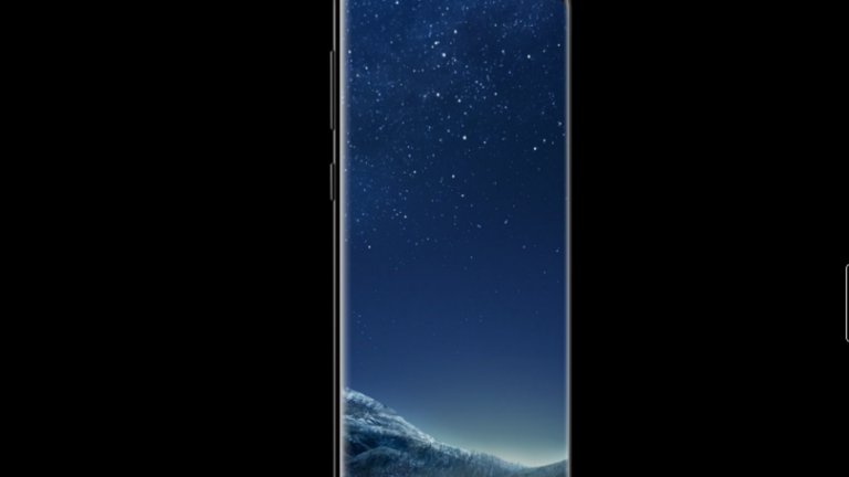 2. Samsung Galaxy S8 Plus 
Най-силната страна на по-големия S8 е 6,2-инчовият му екран - т.нар. infinity display на Samsung. Комбинацията между камерата, мощността и батерията са просто отлични, а по-високата му цена е единствената причина да не бъде на първо място в класацията. Ако все пак търсите най-добрия Android-телефон на пазара за 2017 г, няма нужда да се чудите повече.
