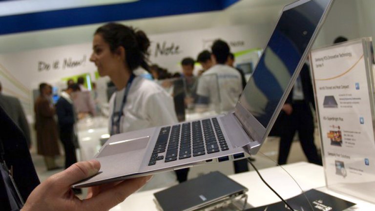 Ултрабуците са ултралайт (свръх-леки), дори когато са 15". Пример - Samsung Series 9.