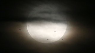 esq-supermoon-rio