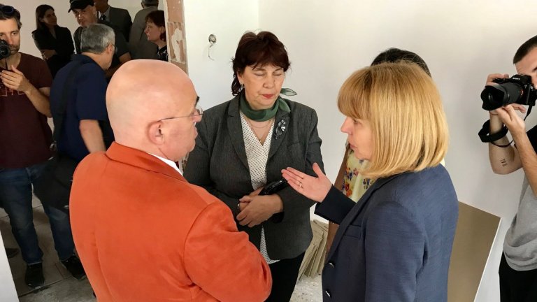 Йорданка Фандъкова провери изграждането на разширението към Първа английска гимназия