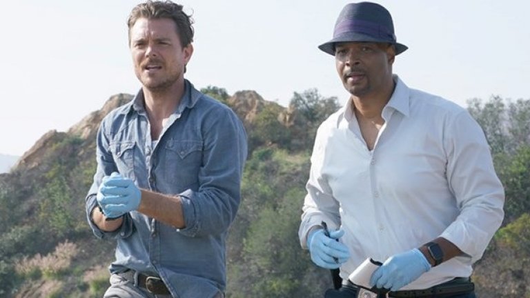 Lethal Weapon/ Смъртоносно оръжие
Сериалът е създаден по култовия филм „Смъртоносно оръжие" и проследява работата на полицаите Ригс (Клейн Крауфорд) и Мърто (Деймиан Уейънс), които разплитат сложни престъпления в модерен Лос Анджелис.