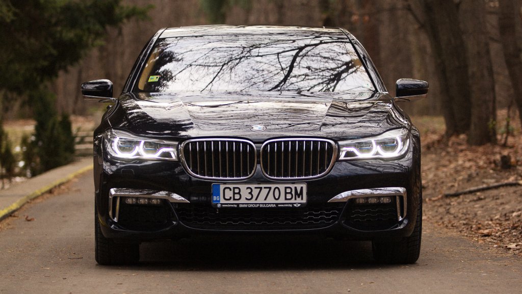 BMW7-2.jpg