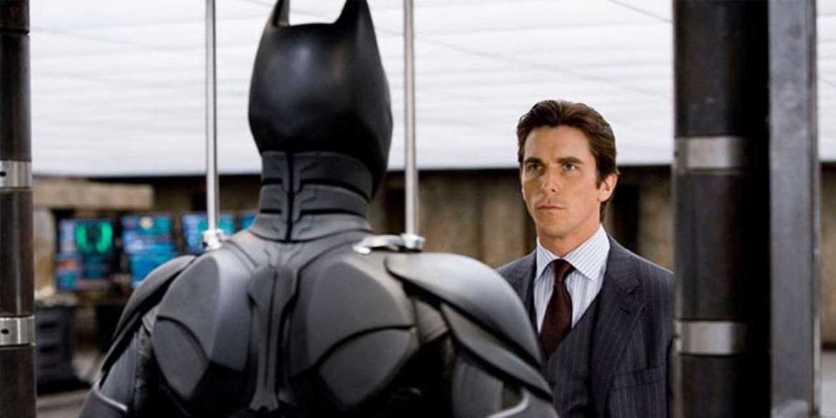 Крисчън Бейл от своя страна може би вече е изкарал Батман от системата си, след като изигра ролята в трилогията "Черния рицар" на Кристофър Нолан (2005-2012 г.). Има информация, че той преговаря с Marvel за участие в техен филм.