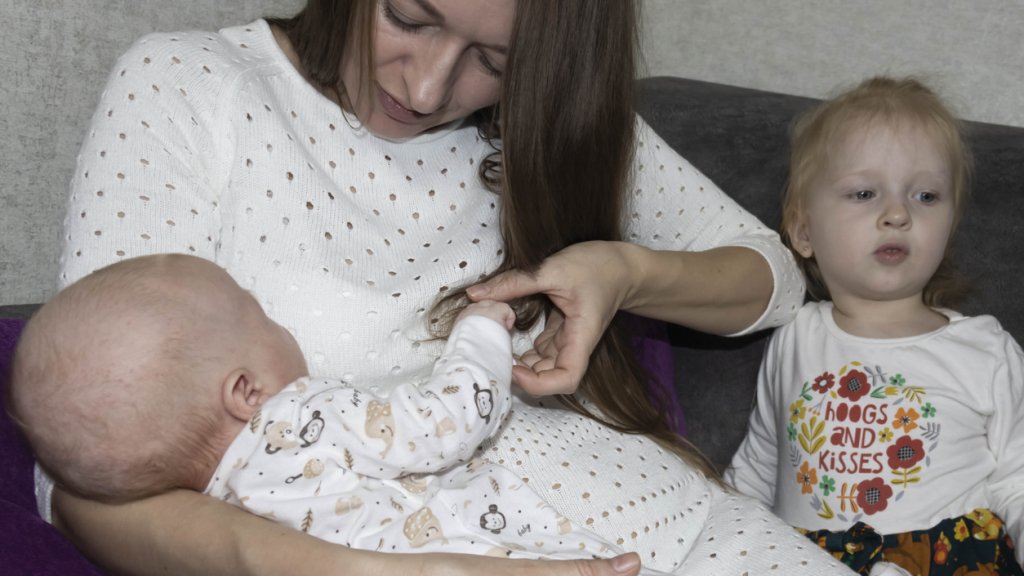 Българките раждат най-много деца в ЕС, но това не компенсира високата смъртност