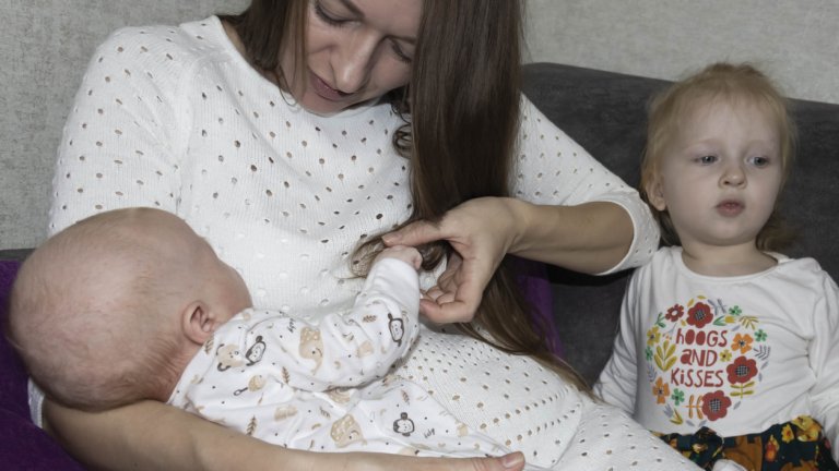 Българките раждат най-много деца в ЕС, но това не компенсира високата смъртност