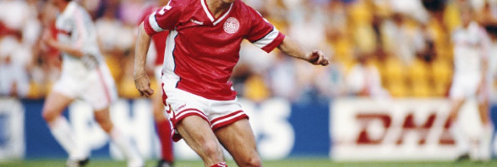 Брайън Лаудруп
През 1992 г. Дания шокира света, ставайки европейски шампион. Много играчи от тази селекция по-късно се превърнаха в звезди. Лаудруп смени Байерн за окриленият отбор на Фиорентина след края на първенството.
