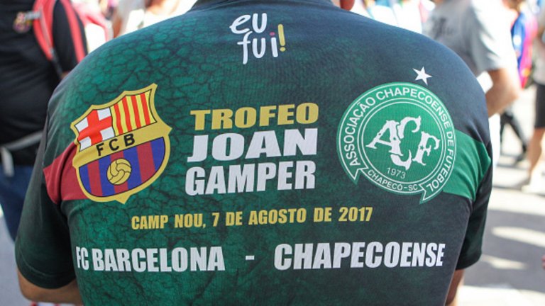 Трогателна вечер и 5 гола на "Камп Ноу" (видео)