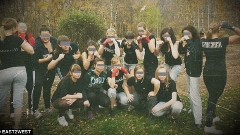 Забравете мъжете! Страховити руски фенки ще леят кръв на Мондиал 2018