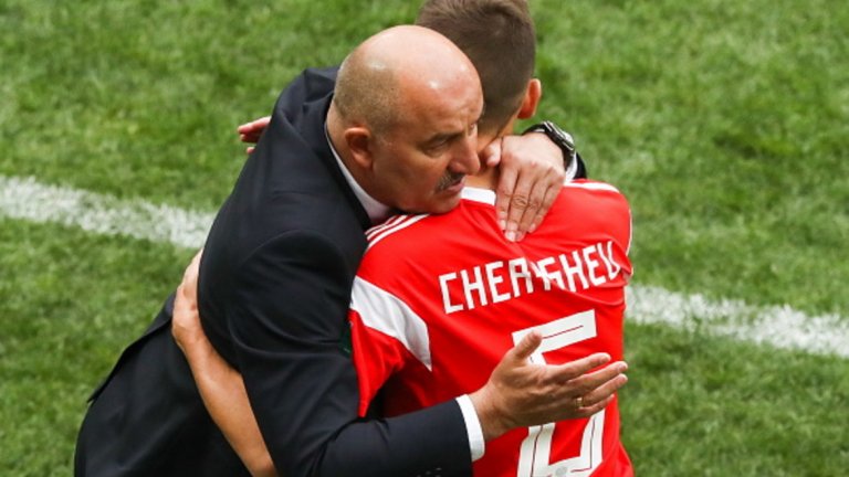 „Спомням си състоянието му преди Купата на конфедерациите. В сравнение със сега – сякаш, са различни хора. И той го знае. Отблагодари ми се с два гола, че му помогнах да осъществи мечтата си и да играе на Световно първенство“, каза за Черишев селекционерът на Русия Станислав Черчесов.