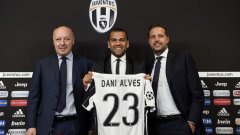 Дани Алвеш пристигна в Ювентус като свободен агент и подписа двугодишен договор с гранда от Торино