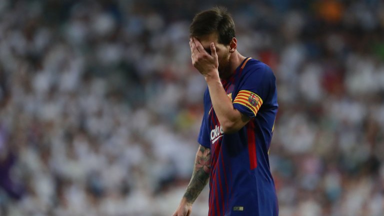 Нещата вървят от зле към по-зле за Барселона това лято и Меси е принуден сам да мъкне отбора на плещите си. Ето десетте стъпки, след които се стигна дотук