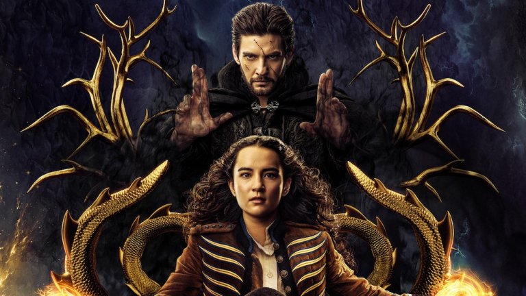 Shadow and Bone
Фентъзи сериалът, базиран на young adult книгата "Сянка и кост", разказваше историята на Алина Старков (Джеси Мей Лий). В свят, насред който има мистериозна преграда от мрак, пълна с ужасяващи чудовища, Алина се оказва надеждата, която малцина са вярвали, че ще се появи.
Първият сезон се появи през април 2021 г., а две години по-късно дойде и вторият. Той обаче ще си остане последен - през ноември Netflix решиха, че трети сезон няма да има, с което историята остана незавършена.