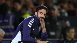 След историческия срам Аморим лети към уволнението с бясна скорост