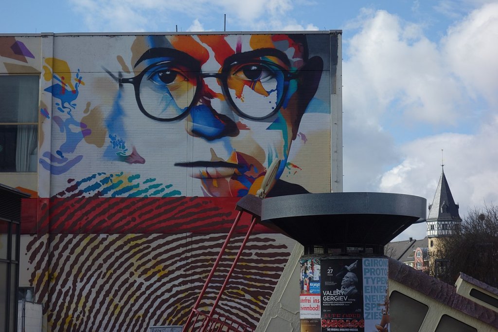 1280px-Frankfurt_Adorno_2019