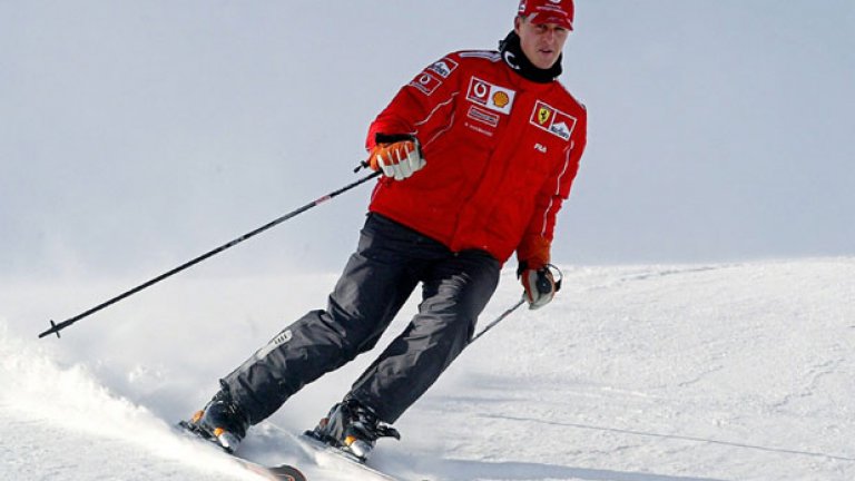 Шумахер редовно изкарва седмици в алпийските курорти, тъй като е запален фен на ски спортовете. 