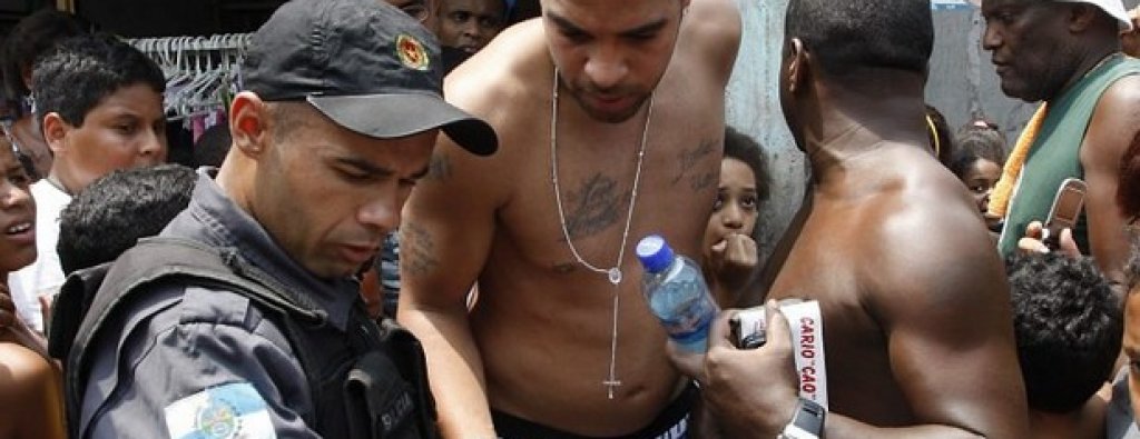 Очаква се 50 000 полицаи да се грижат за реда на спортните съоръжения, туристическите места и в олимпийското село по време на Олимпиадата