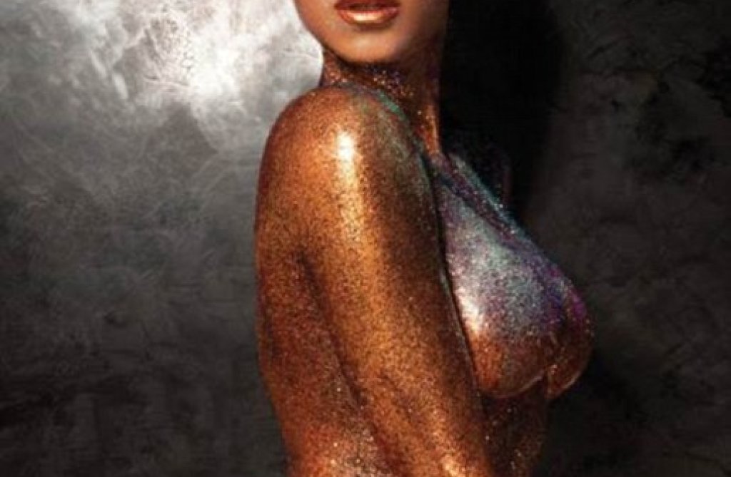 Бионсе за FLAUNT