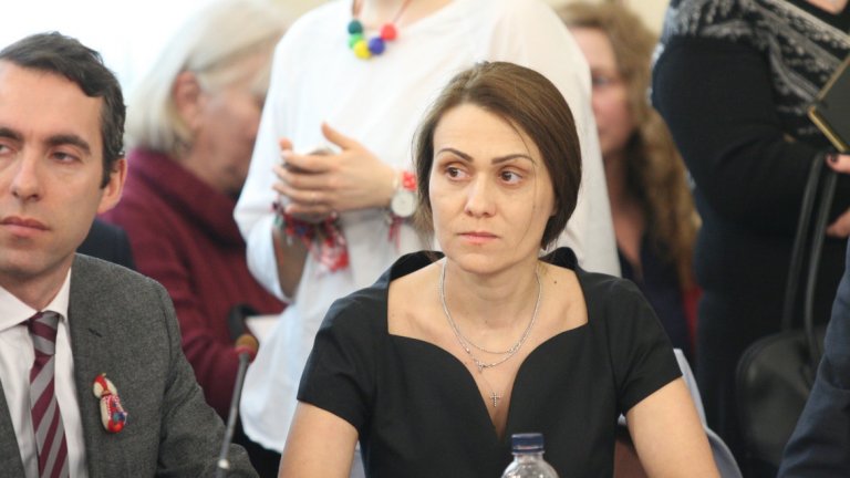 Очаква се информация и от регулатора КЕРВ