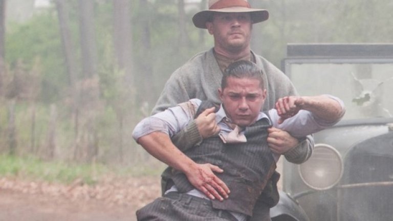 Беззаконие/Lawless (2012)
Не само ролите на англичани са специалност на Харди. Той не по-малко зле играе и американец, както личи от "Беззаконие" – криминална драма от 2012 г. 
Действието се развива през 1931 г. в американския щат Вирджиния. Харди играе един от тримата братя Бондюрант, които имат успешен, но незаконен бизнес, свързан с производството и продажбата на домашно уиски по време на Сухия режим. Този криминален занаят ги изправя срещу представител на закона – Чарлс Рейкс, който е твърдо решен да се наложи над уж недосегаемите братя.В "Lawless" Харди е в ролята на доминиращия и най-отговорен брат във фамилията, който е и с най-бистър ум. Със завидното спокойствие и мъжеството, което умее да излъчва, британецът отново грабва светлината на прожекторите, въпреки че Гай Пиърс, Шая Лабъф и Джейсън Кларк също се справят повече от добре на екрана.