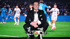 Скот Мактоминей обра наградите в Серия "А"