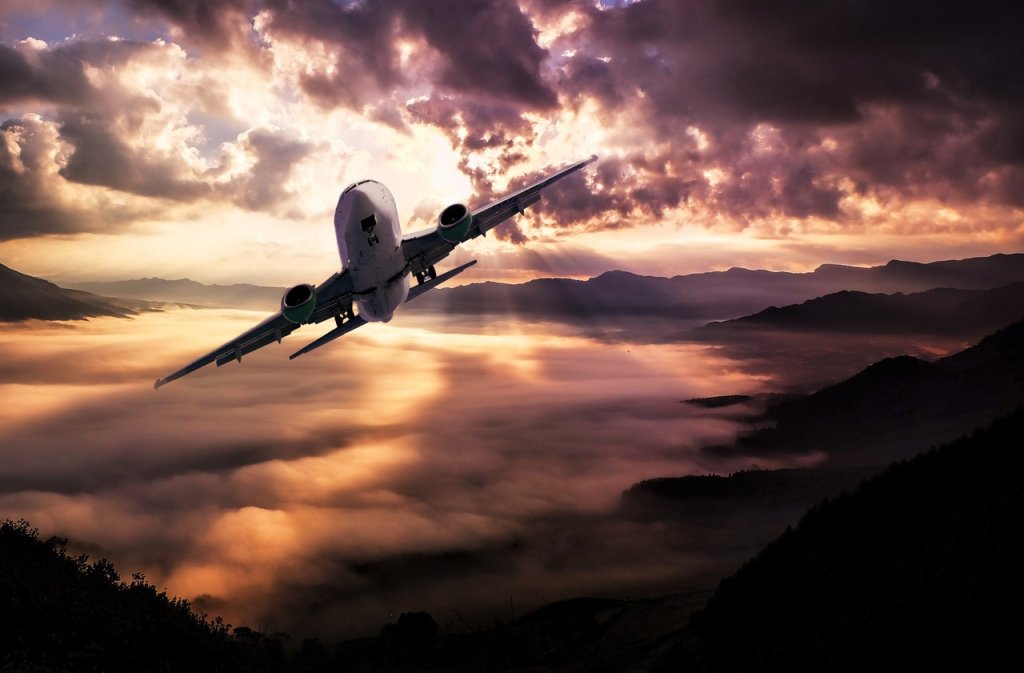 landscape-aircraft-clouds-storm-38574 (1)