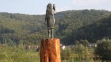 Статуята на Мелания Тръмп в Словения изчезна мистериозно