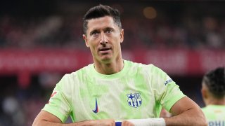 Барса завърши мощно сезона, голямо постижение за Левандовски