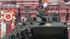 Затруднения ще има и в градския транспорт заради парада и гостите му
