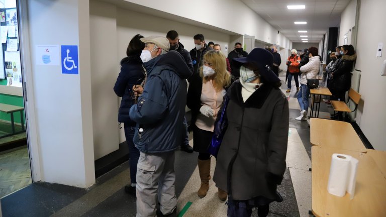 Регистрирани са няколко нарушения от началото на изборния ден