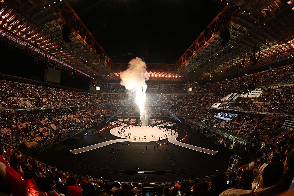 С грандиозна церемония на четири локации бяха открити Игрите в Милано и Кортина