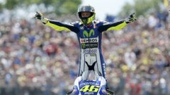 Роси взе 85-ата си победа в MotoGP в Холандия