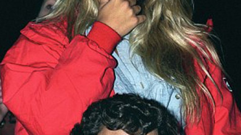 Една от последните снимки на Айртон с годеницата му Адриана Галистеу. Тя даде едно от първите си интервюта за него преди дни и каза: Той имаше три мечти - да има син, да отиде в Дисниуърлд и да кара за "Ферари", които смяташе за душата на "Формула 1".