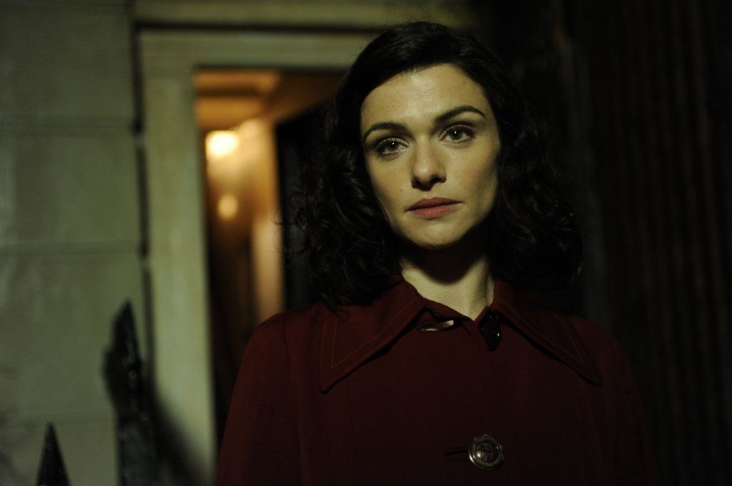 11. Рейчъл Вайс, “The Deep Blue Sea”