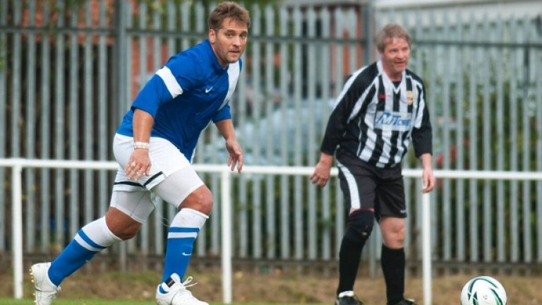 Стилиян Петров отново на терена