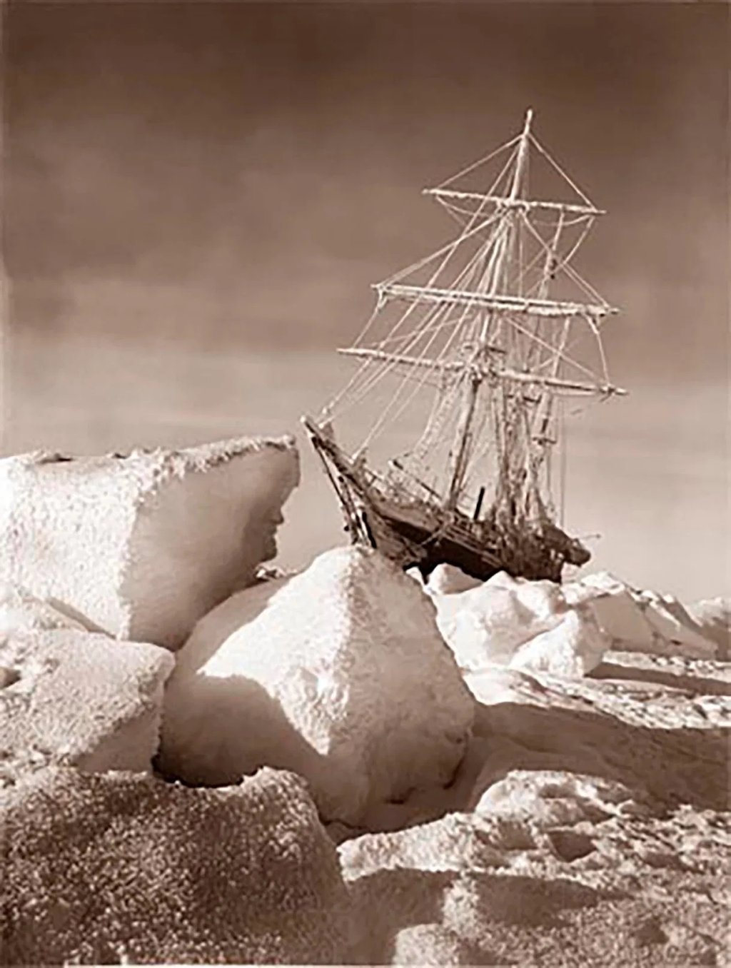 Ernest-Shackleton-Endurance-2