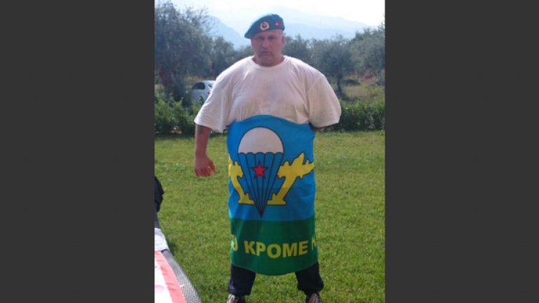 Близнаков, препасал флага на руските Въздушно-десантни войски