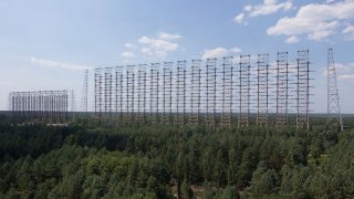 1280px-DUGA_Radar_Array_near_Chernobyl,_Ukraine_2014