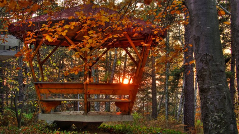 През деня максималните температури ще достигнат 20-25 градуса