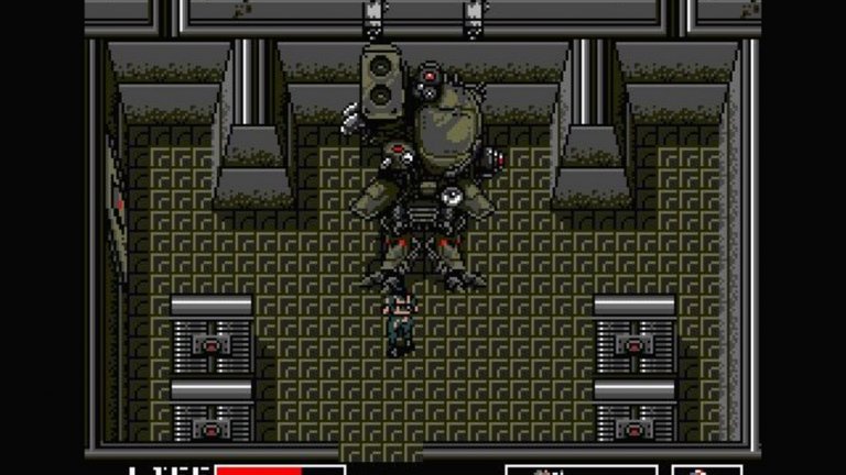 Metal Gear 2: Solid Snake превръща в реалност горивото от водорасли
Дизайнерът Хидео Коджима не случайно е считан за един от най-прогресивните умове в геймига. В света на Metal Gear 2 петролът е изчерпан и войните се водят за енергийни източници. Решението е вид водорасло, което произвежда гориво като субпродукт. То се нарича Botryococcus braunii и в сюжета на стелт приключението е открито през 1999 г. В реалния свят идеята започва да се реализира цяло десетилетие по-късно. През 2016 г. Националната лаборатория за възобновяема енергия при Министерството на енергетиката на САЩ успява да извлече повече гориво от водорасли чрез подобрен процес на рафиниране. "Въглеводораслите“ са лесни за производство, имат ниска цена, изгарят без дим и днес учените смятат, че могат да направят значителен пробив при вноса на суров нефт.