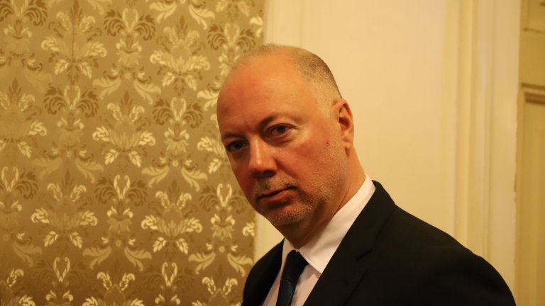 Понякога, колкото и да се опитваш, мечтаното работно място продължава да ти се изплъзва.