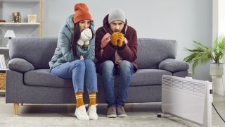 Въпреки че в София от началото на октомври e по-скоро мека зима, парно няма