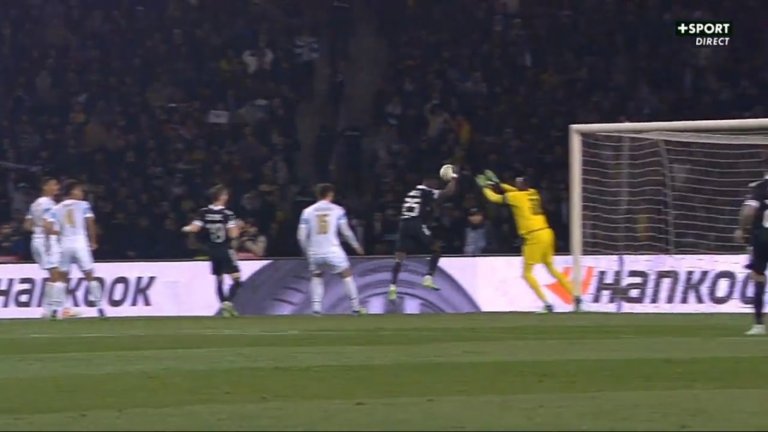 Ако Марадона имаше такъв треньор, Божията ръка нямаше да съществува (видео)